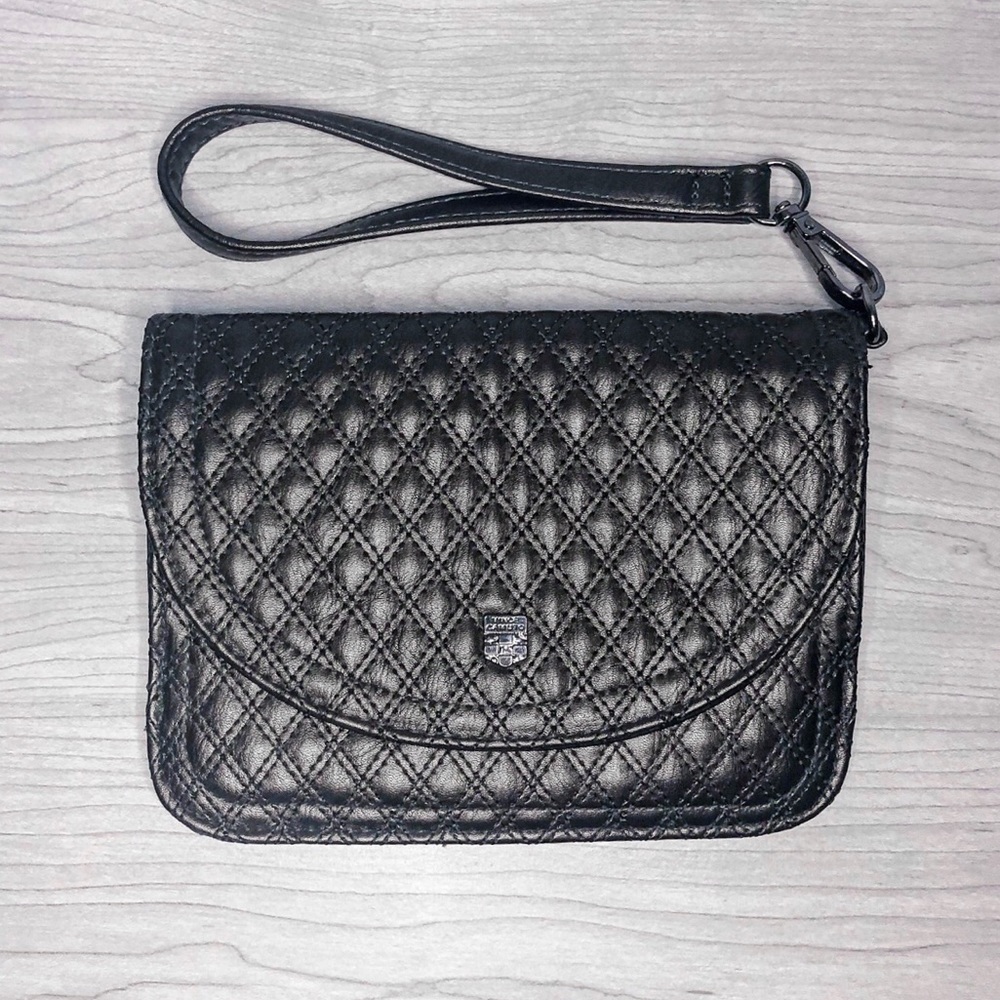 Vince Camuto Wristlet